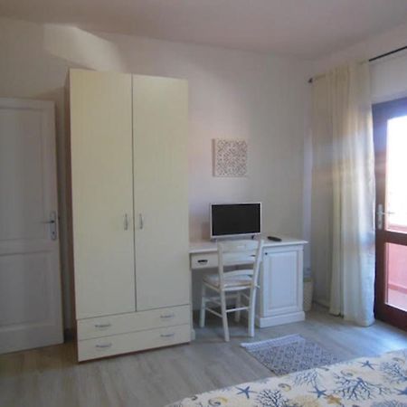 Punto Zero Rooms Сан-Теодоро Екстер'єр фото